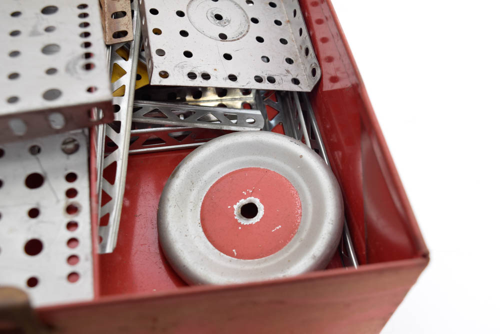 1950s A.C. Gilbert Company 8 1/2 Erector Set