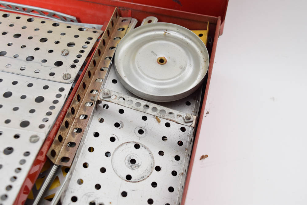 1950s A.C. Gilbert Company 8 1/2 Erector Set