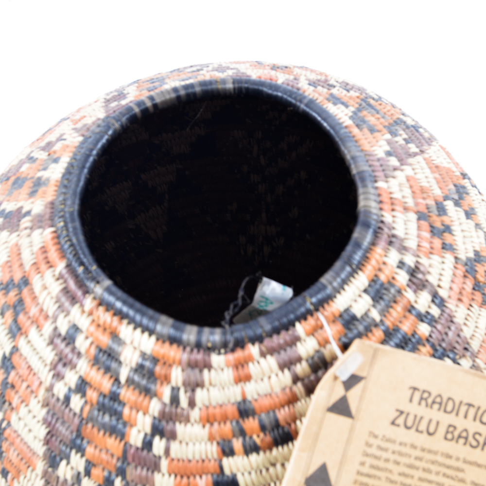 Handmade Zulu Ukhamba Basket