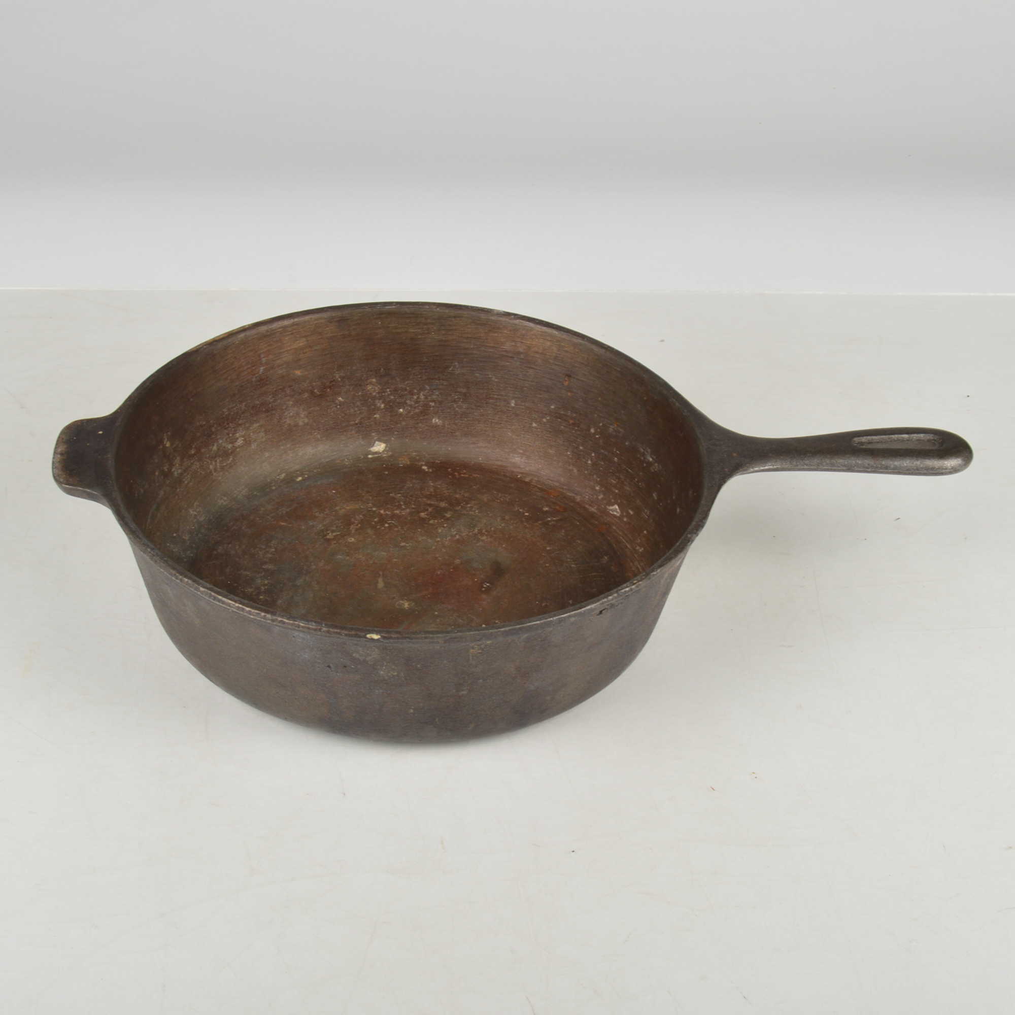 Wagner Ware 10.5" Chicken Fryer