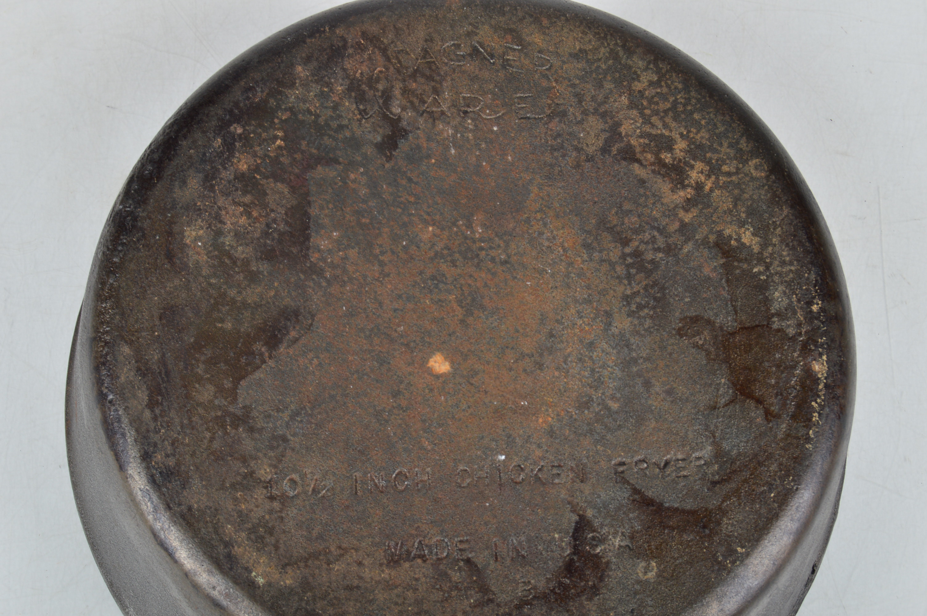 Wagner Ware 10.5" Chicken Fryer