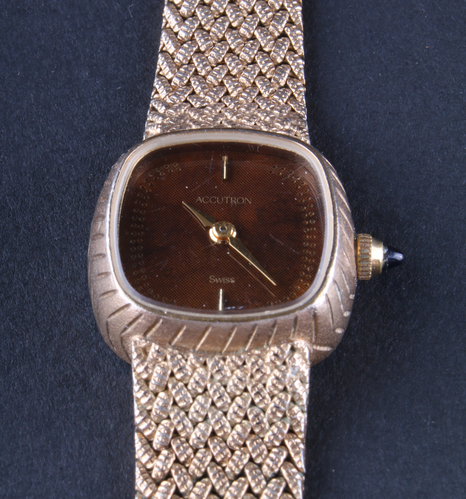5 Vintage Watches