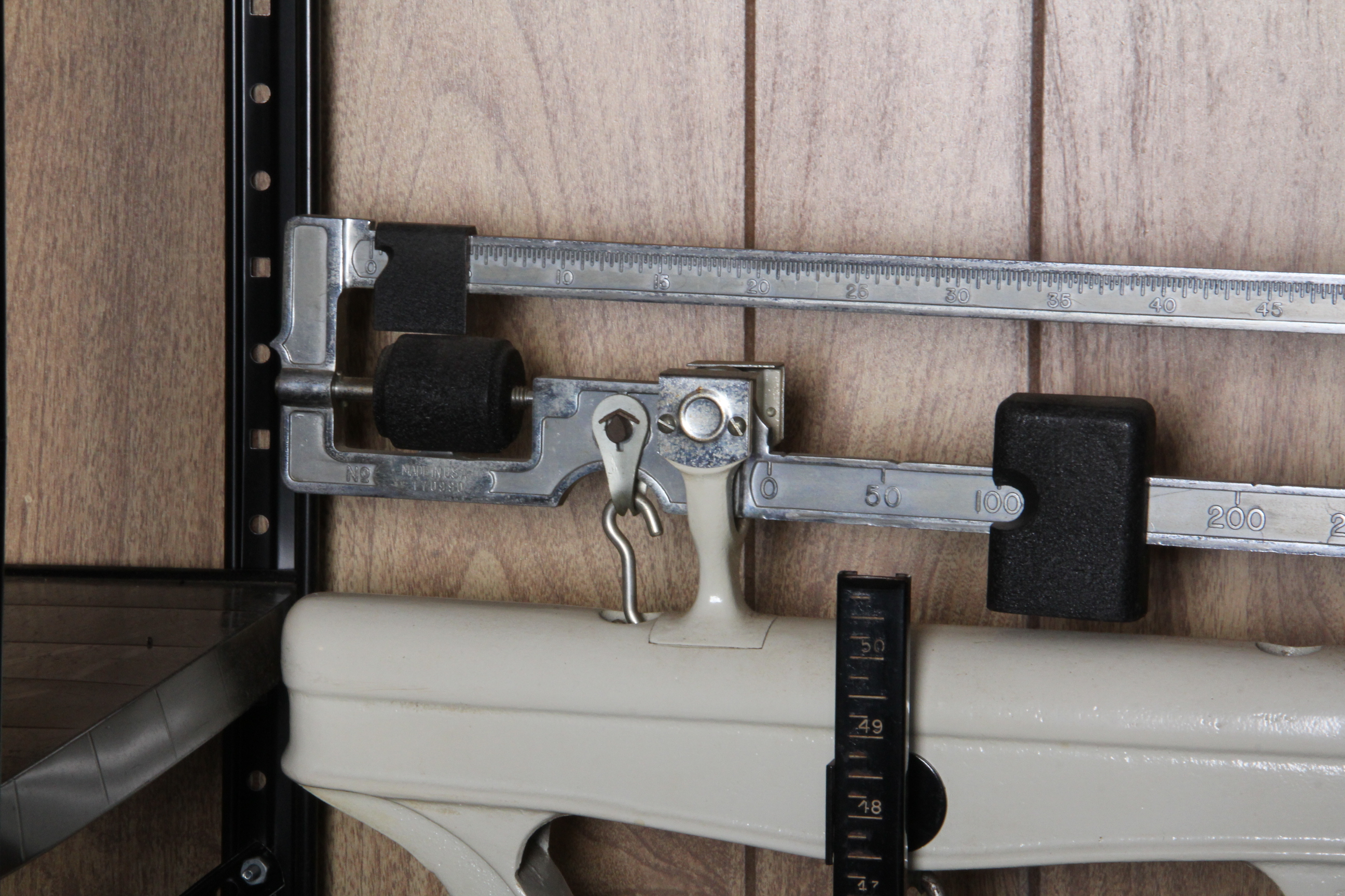 Vintage Continental Scale Works Doctor's Scale