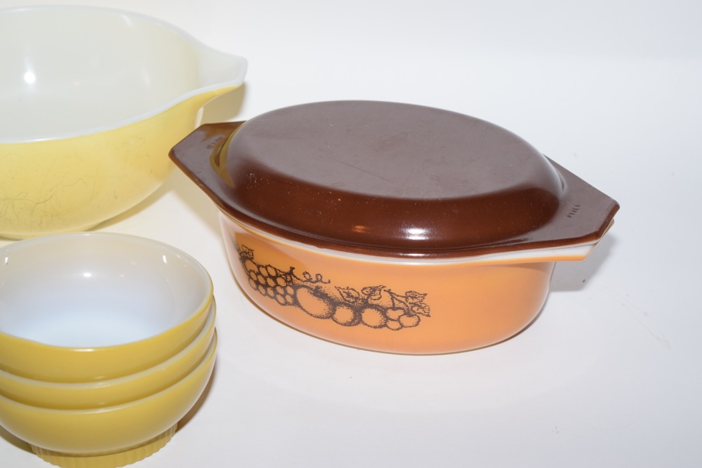 Vintage Patterned and Colorful Pyrex and Fire King