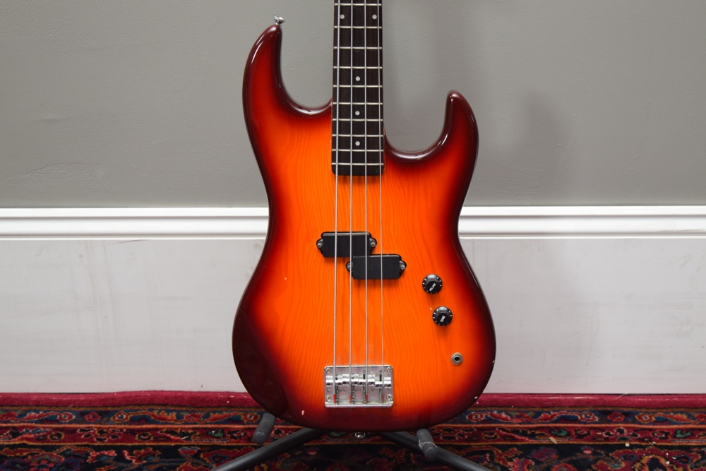 Karera PB-32 Electric Bass Guitar and Stand