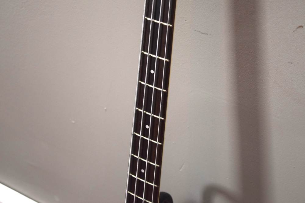 Karera PB-32 Electric Bass Guitar and Stand