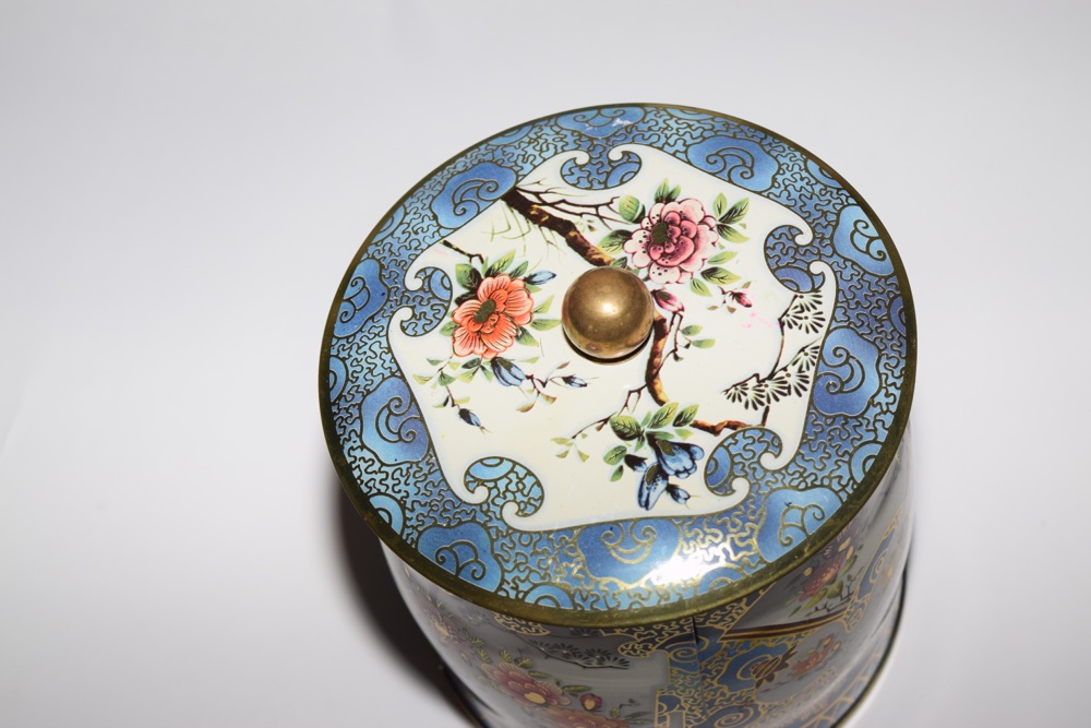 Vintage Tins, Including Signed Foxhunting Themed Tin