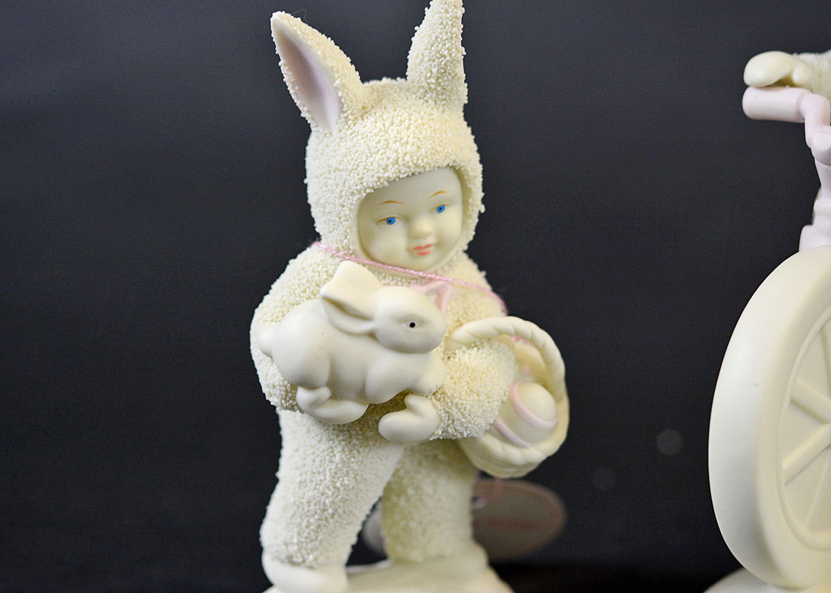 Snowbunnies Figurines