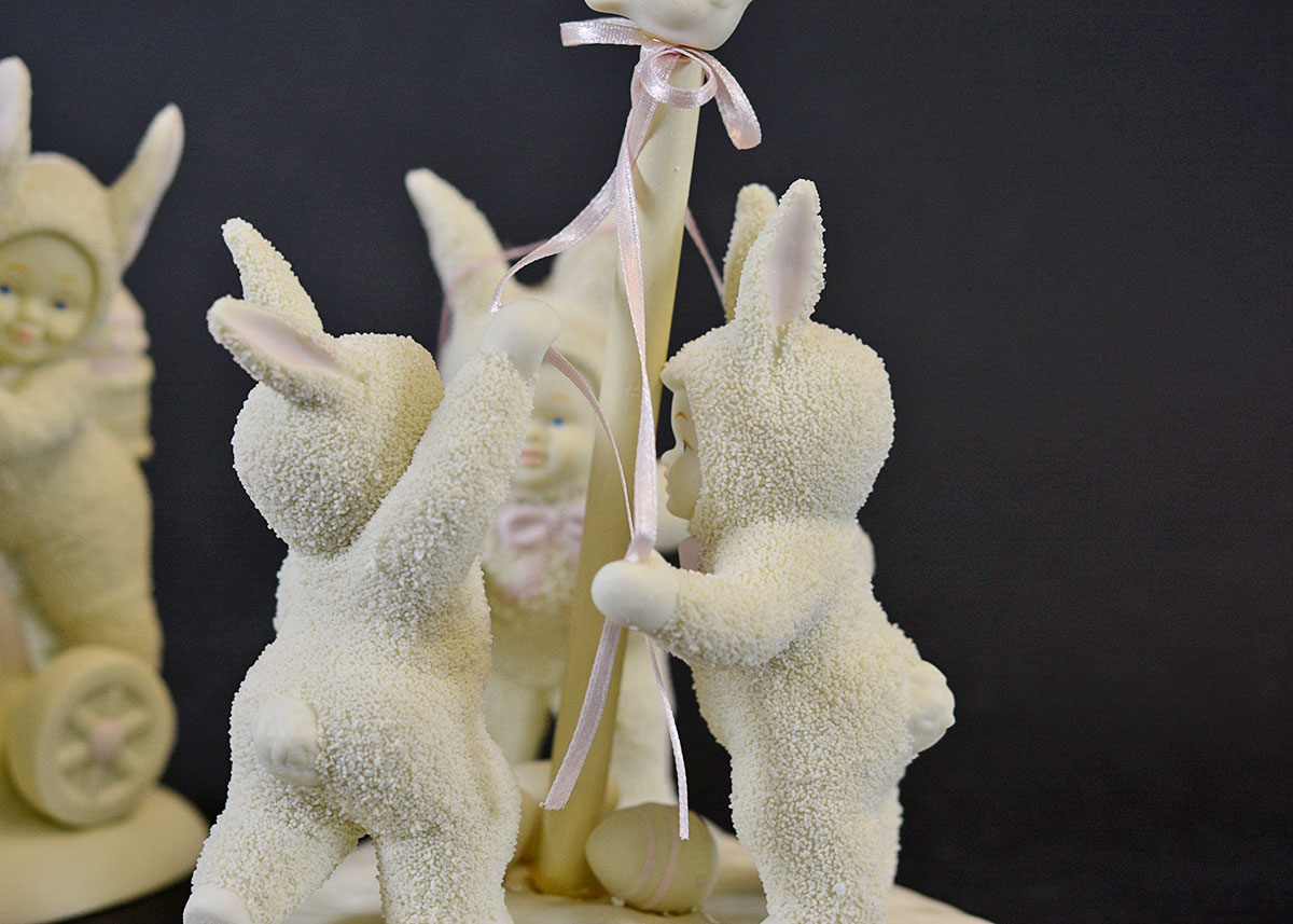 Snowbunnies Figurines