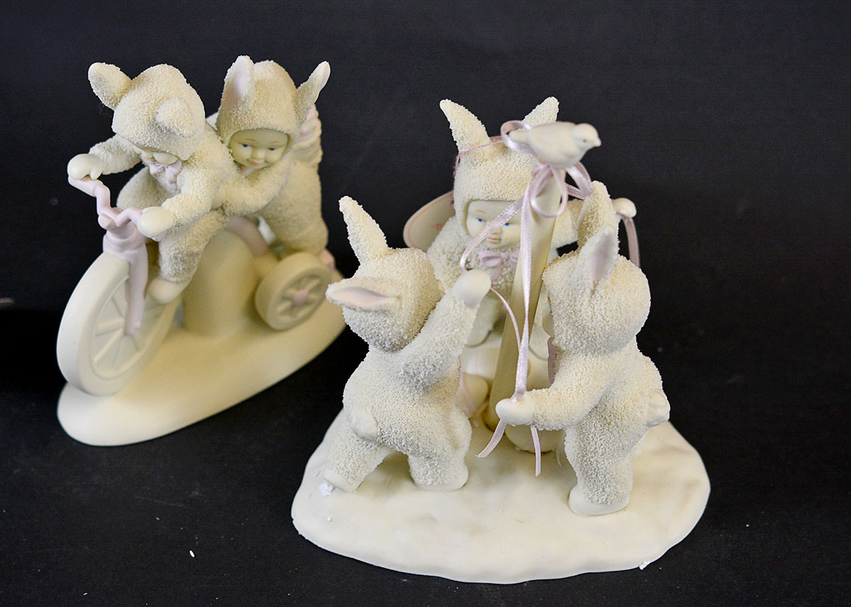 Snowbunnies Figurines