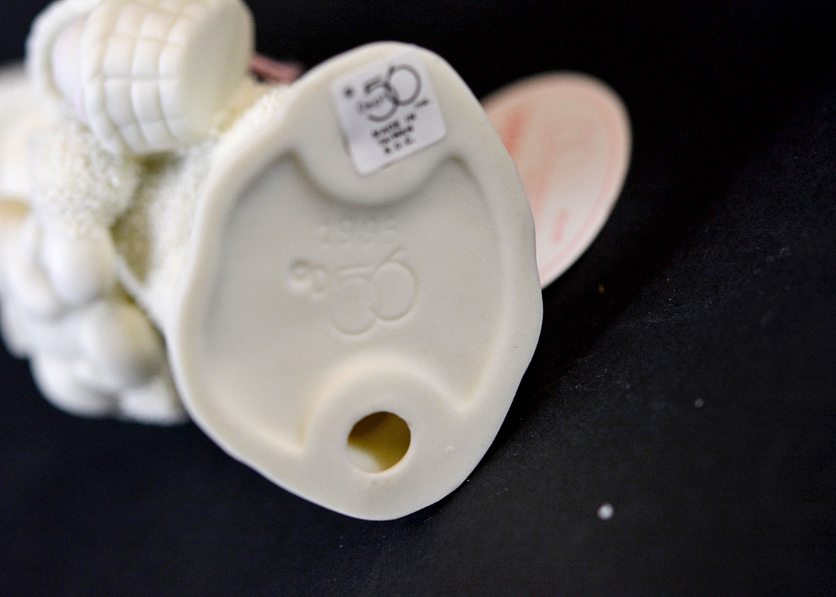 Snowbunnies Figurines