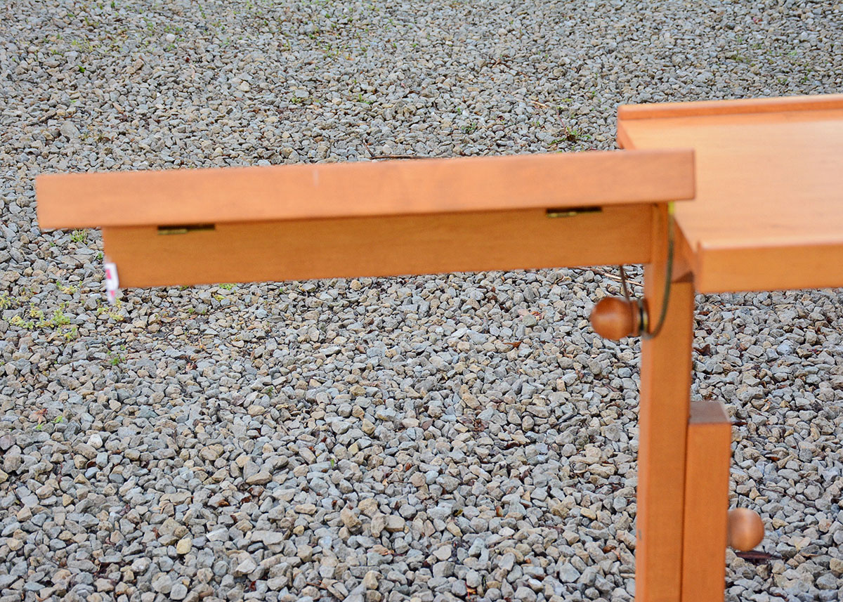 Adjustible Wooden Tilt Top Overbed Tray Table