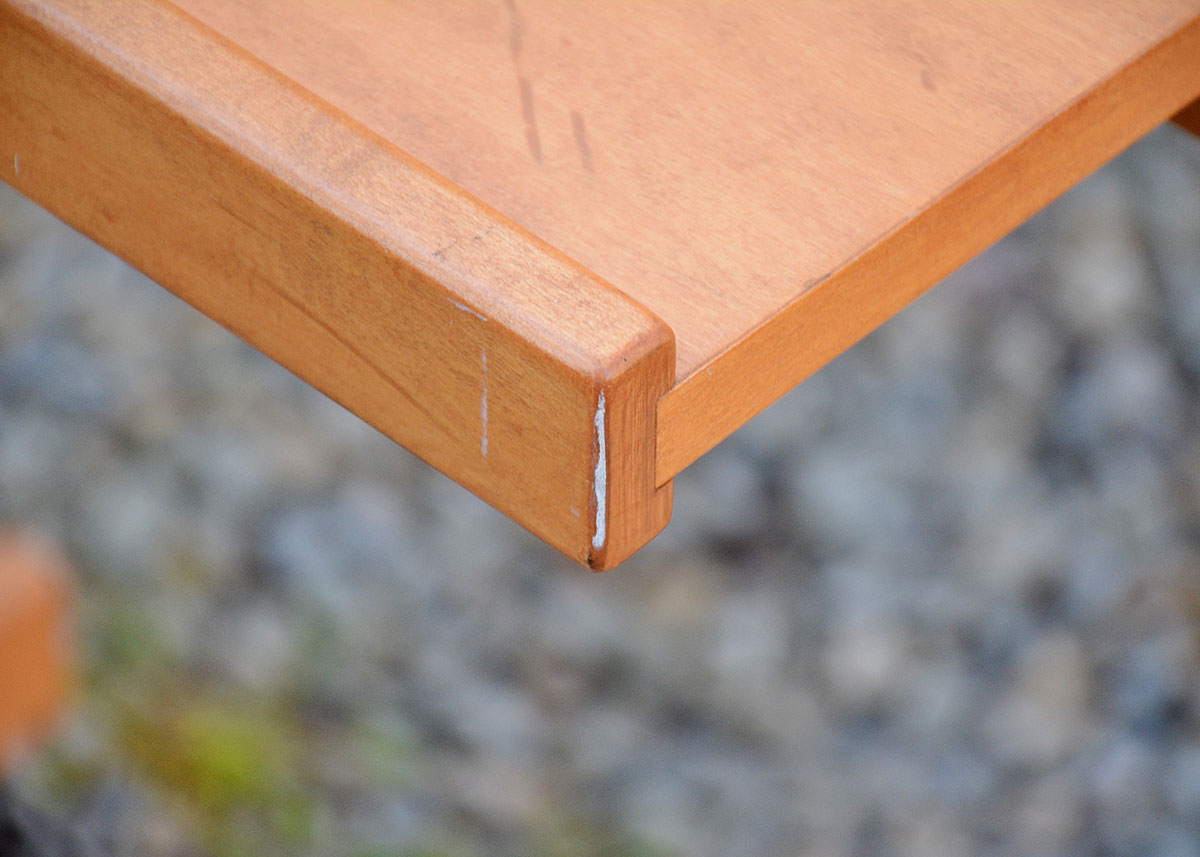 Adjustible Wooden Tilt Top Overbed Tray Table