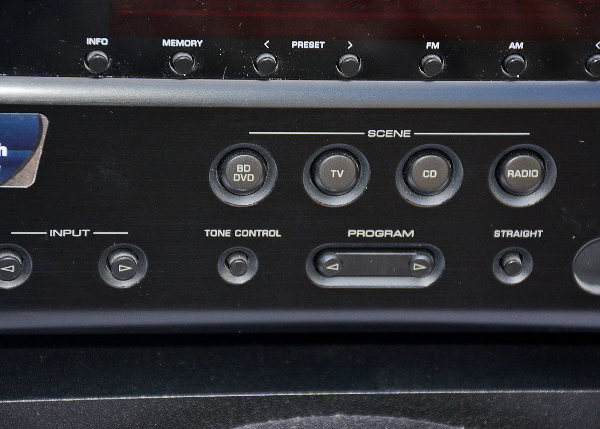 Yamaha Natural Sound AV Receiver RX-V367 and Speakers