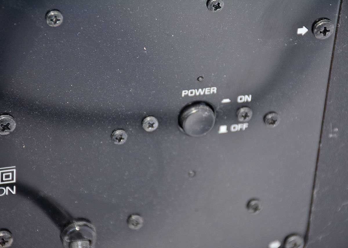 Yamaha Natural Sound AV Receiver RX-V367 and Speakers