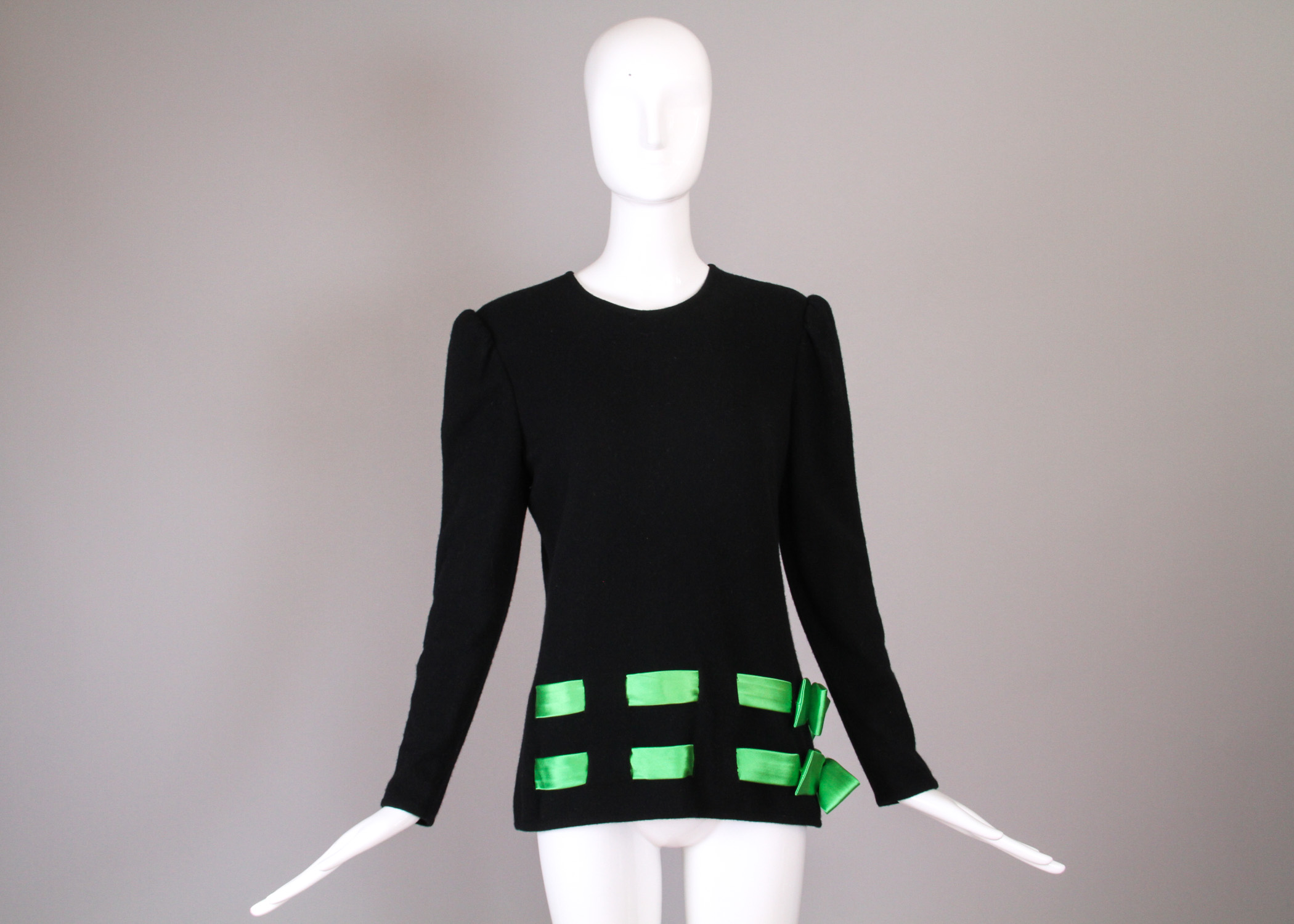 Cashmere Valentino Cashmere Sweater