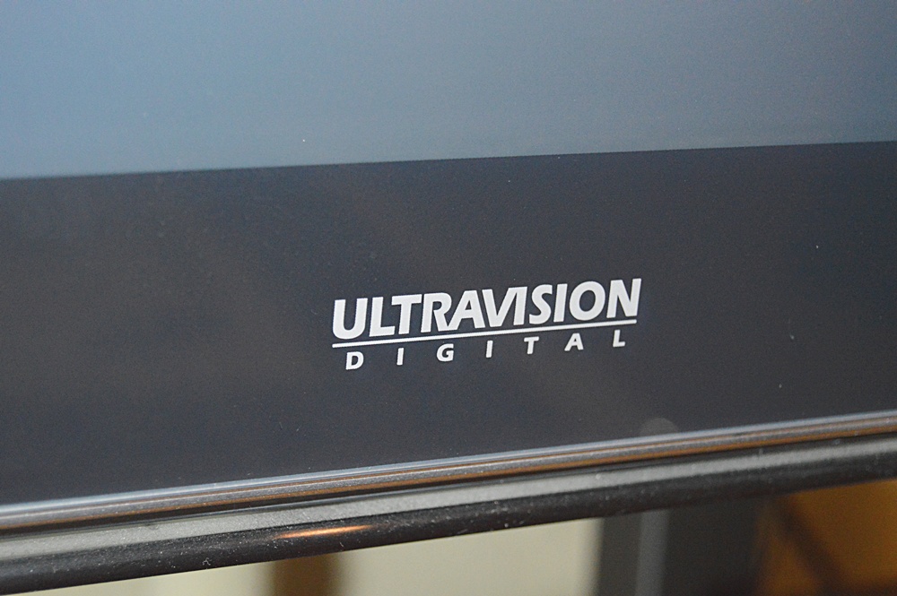 Hitachi Ultravision Digital Television