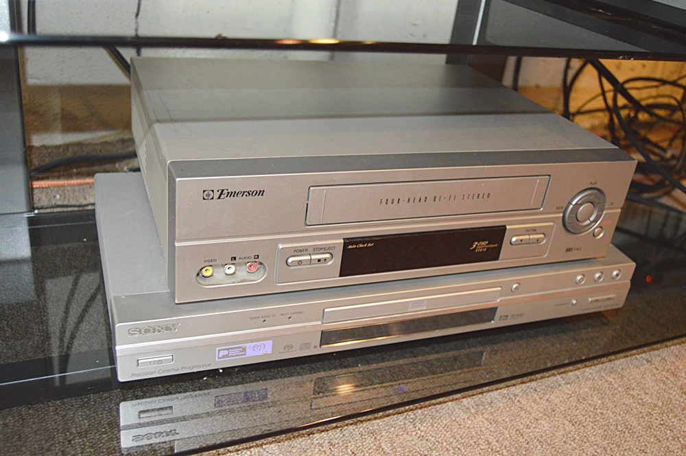 Hitachi Ultravision Digital Television