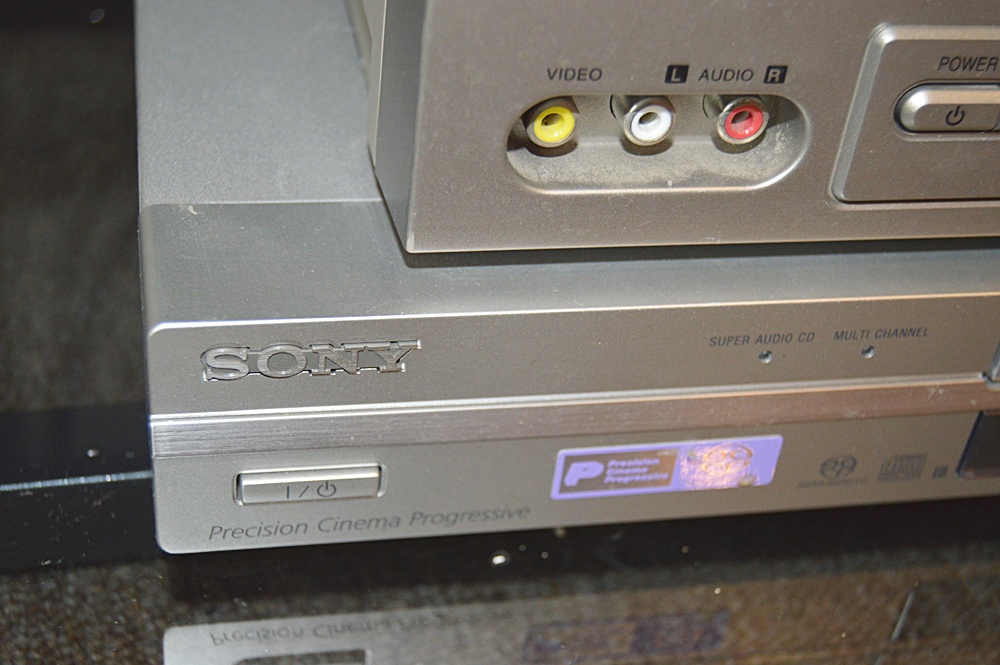 Hitachi Ultravision Digital Television