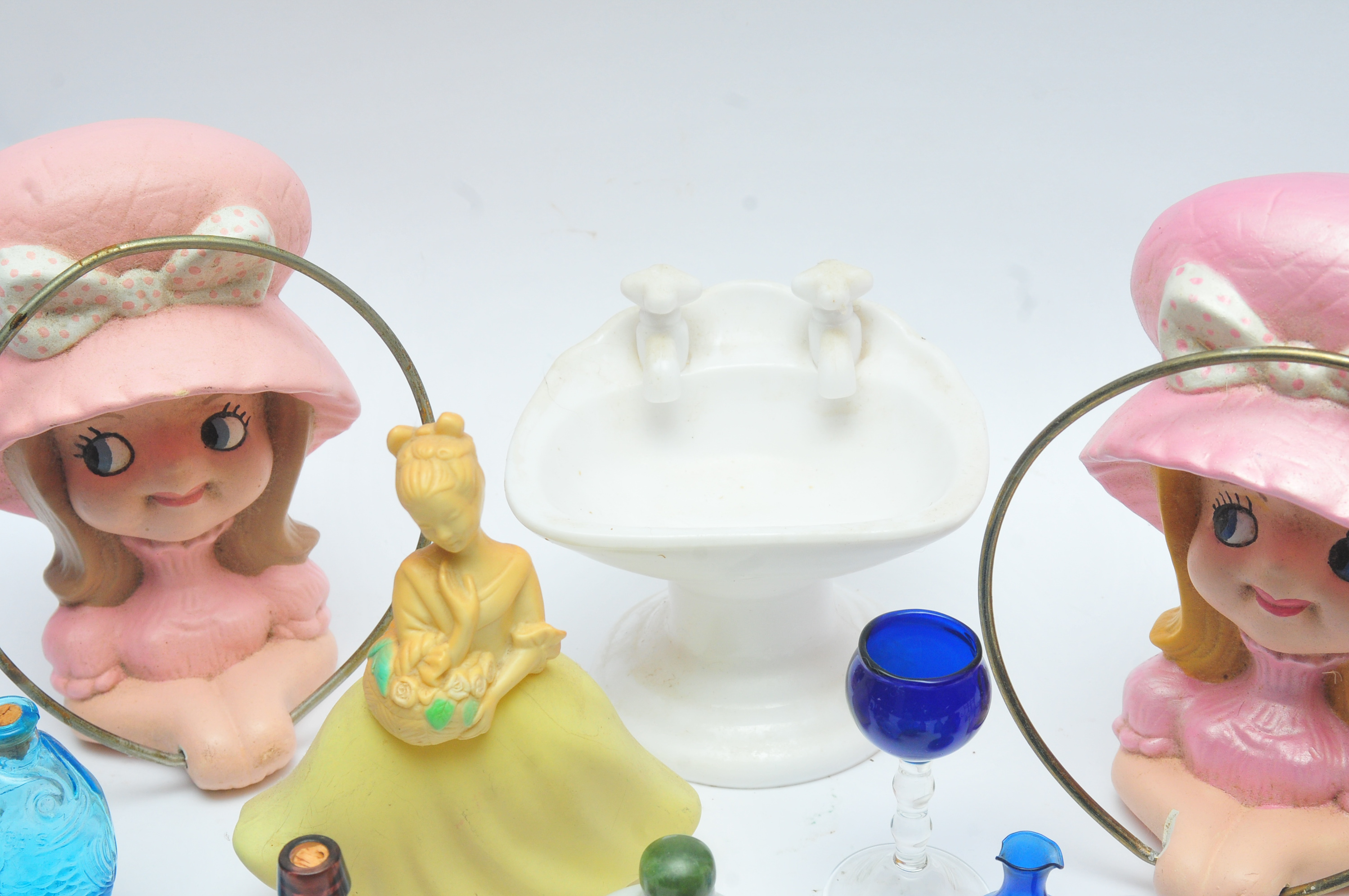 Collection of Vintage Decor Items and Miniatures