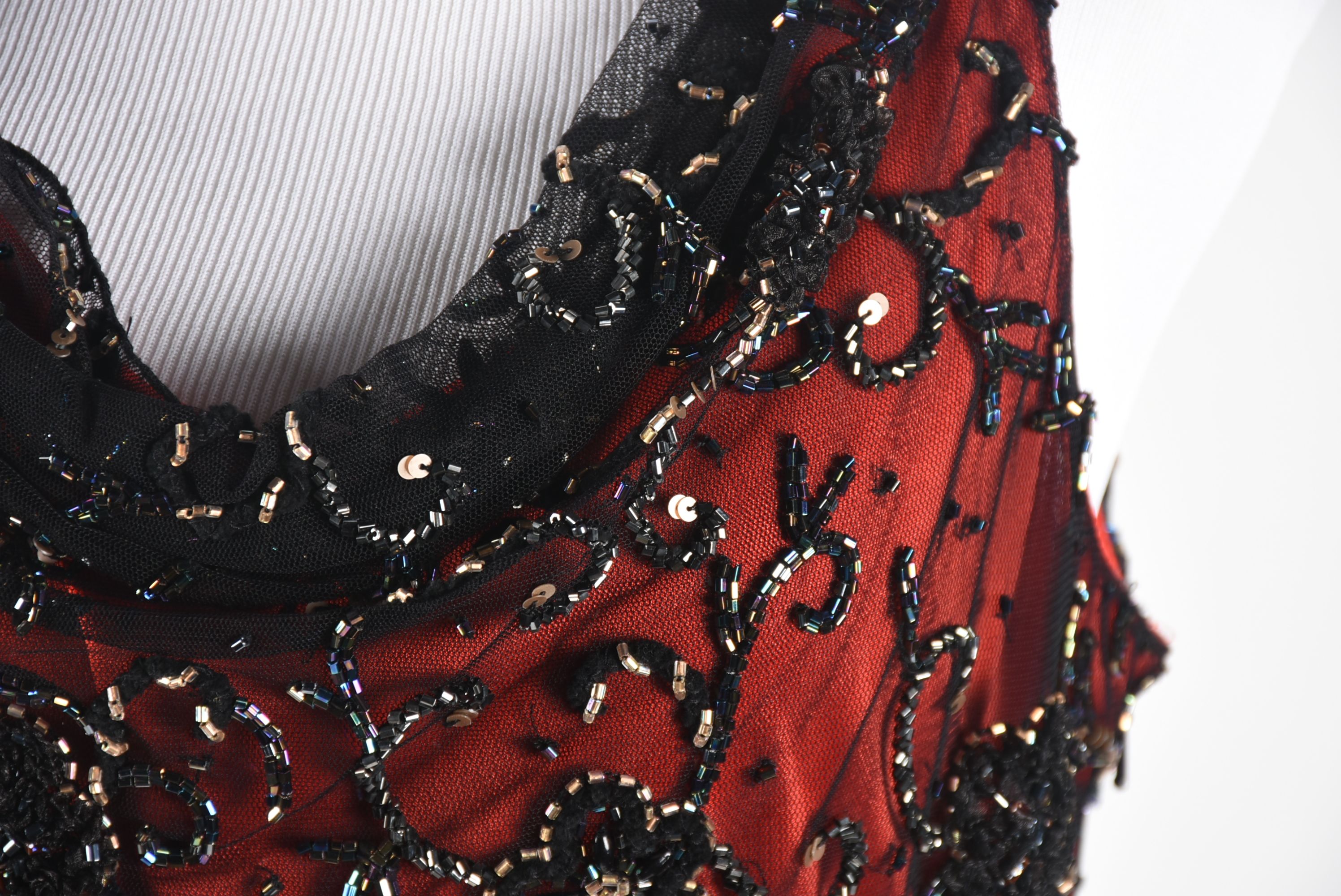 Cache Sleeveless Blouse in Red Silk and Black Embellished Mesh