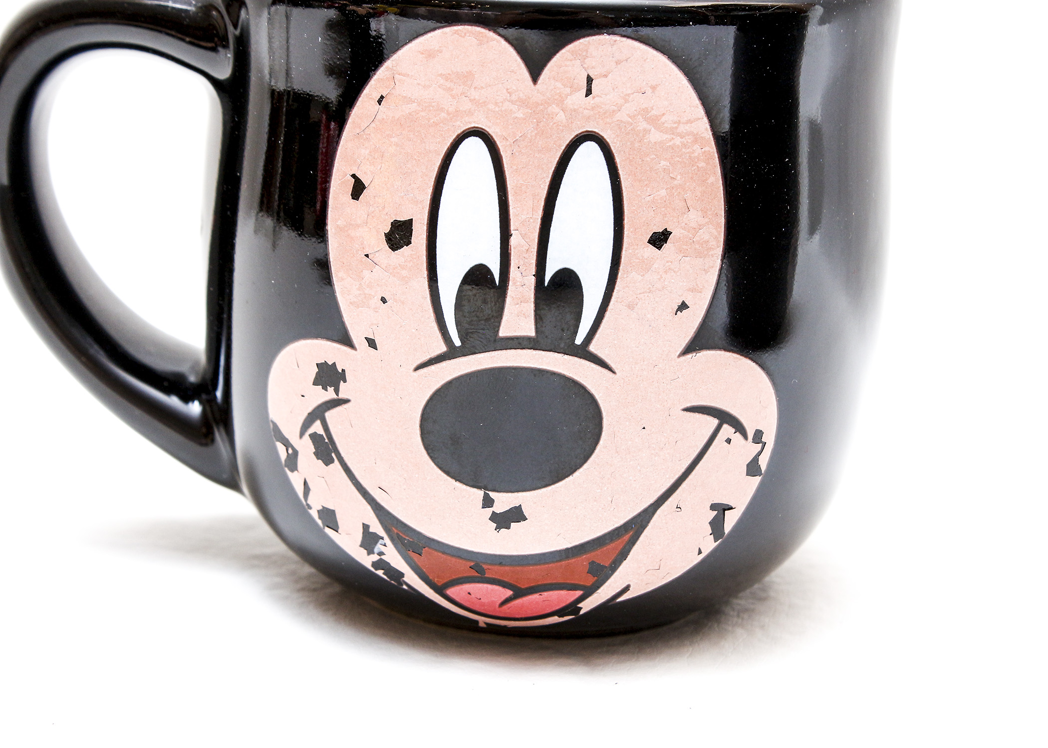 Mickey and Minnie Mouse in Collectable Mugs