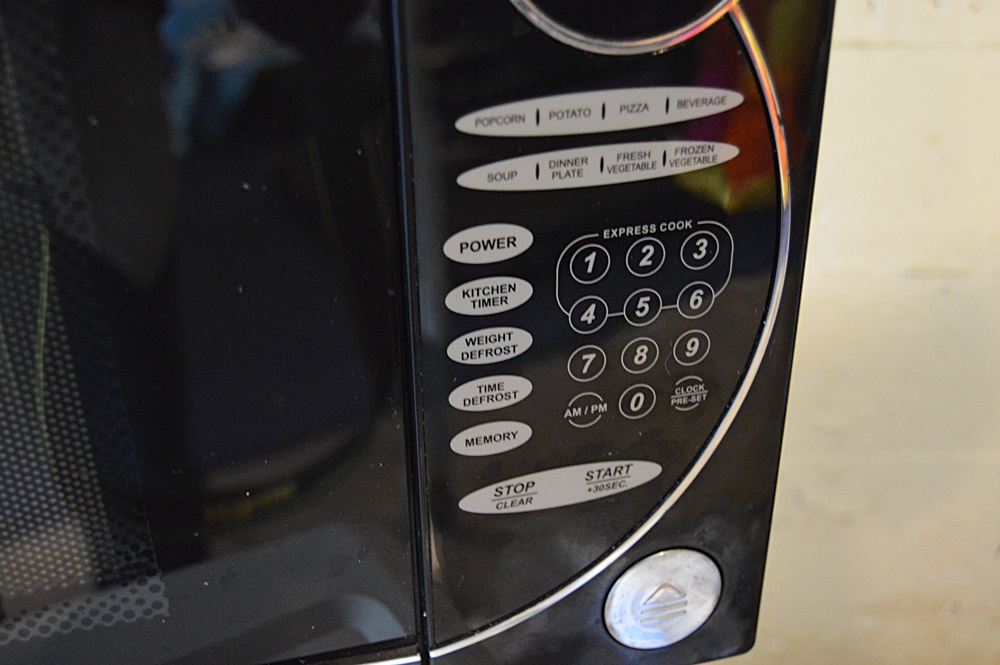 Emerson Microwave Oven