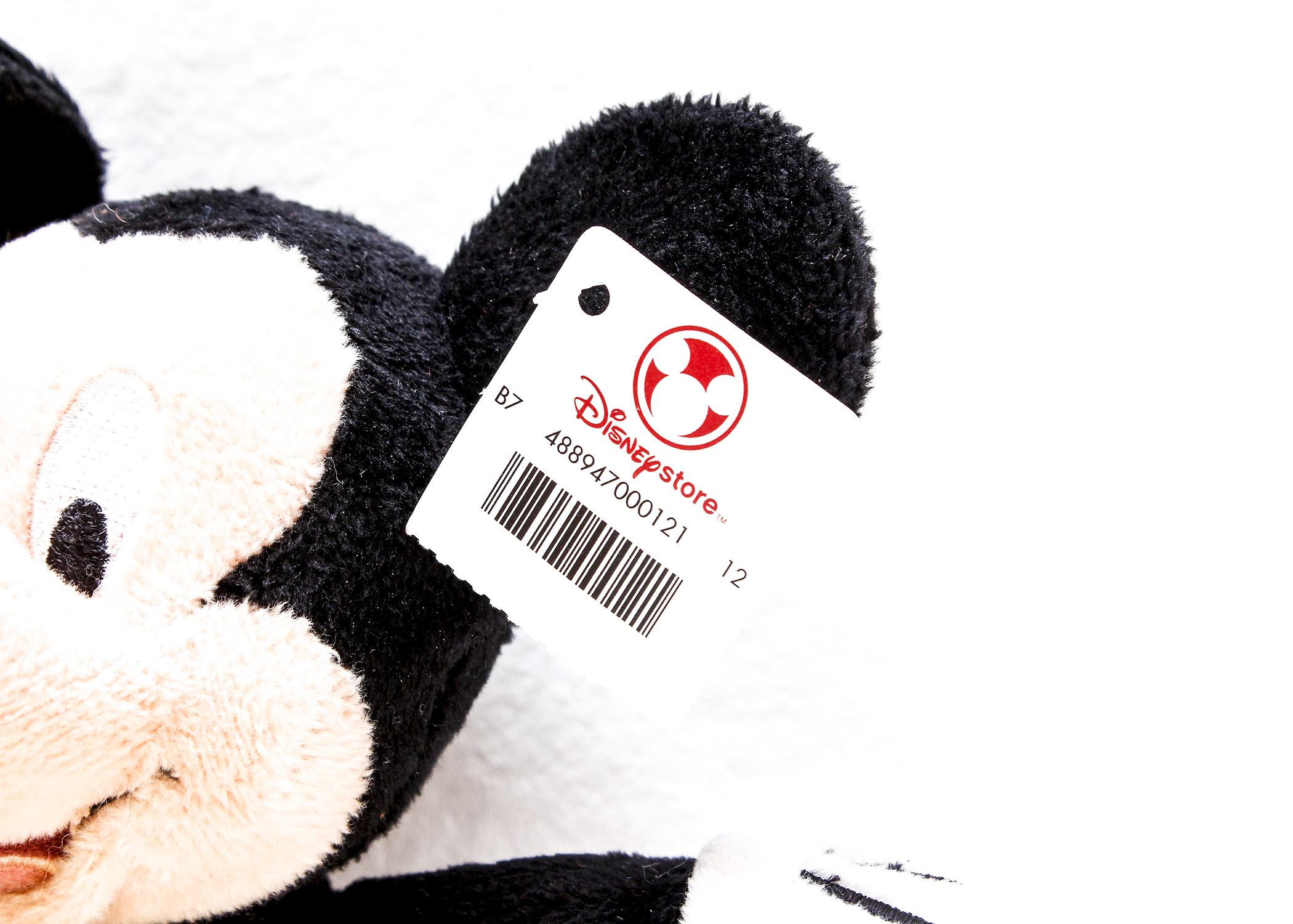 Mickey and Minnie Mouse in Collectable Mugs