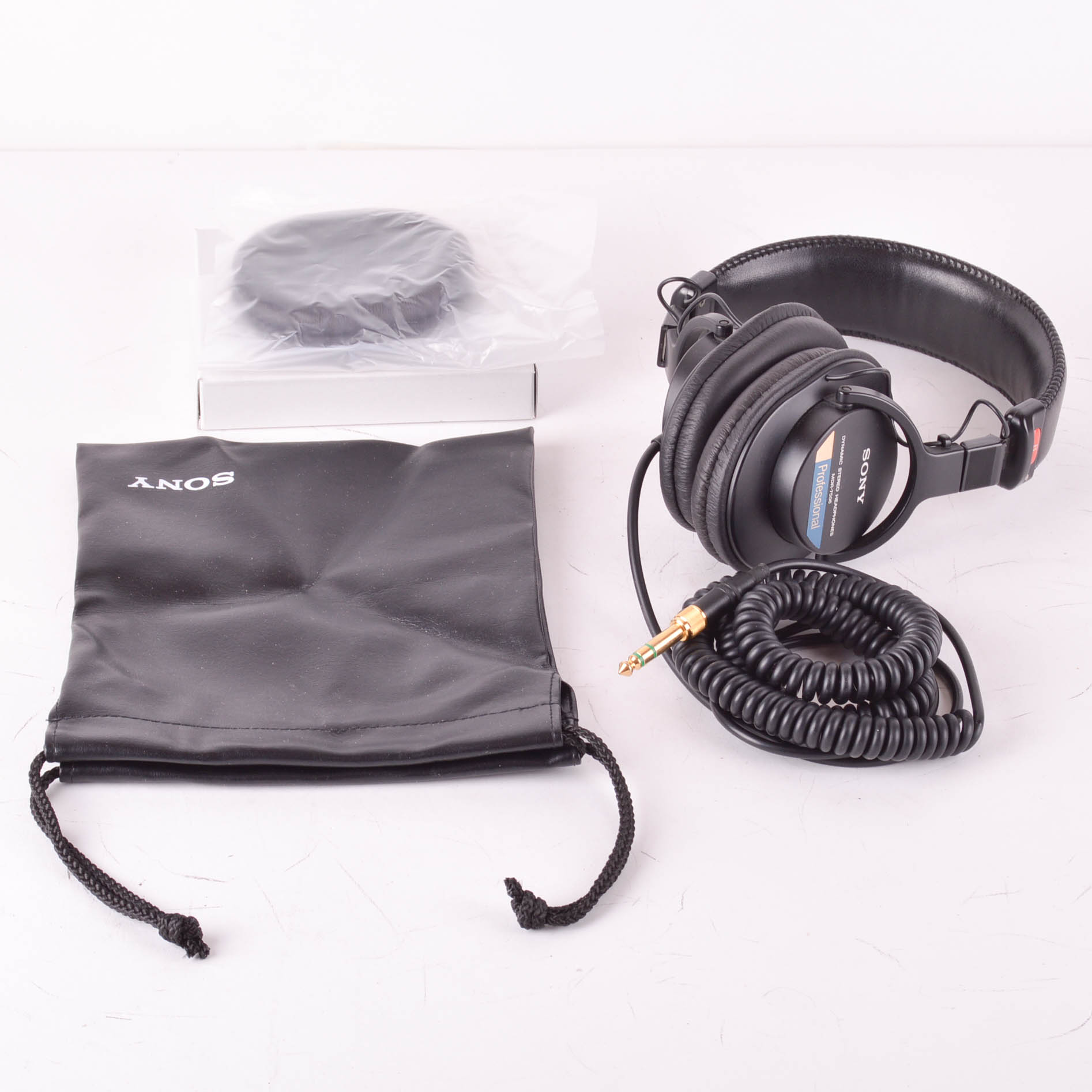 Sony MDR-7506 Studio Headphones