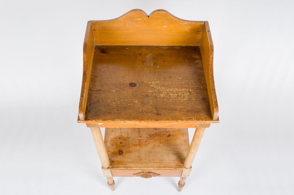 Antique American Pine Wash Stand