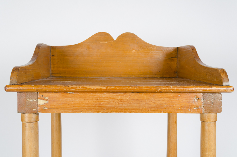 Antique American Pine Wash Stand