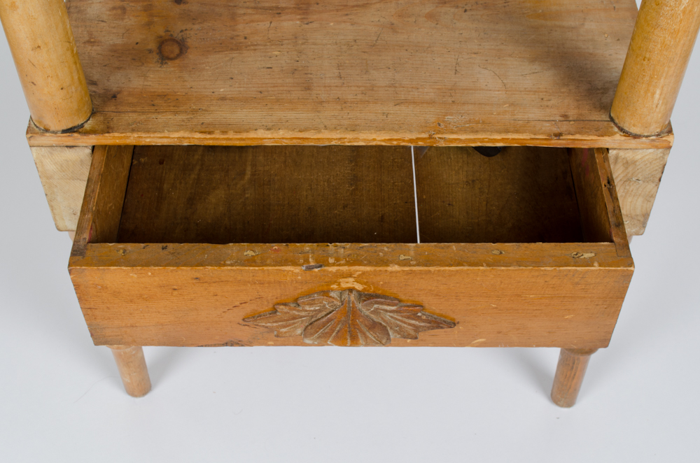 Antique American Pine Wash Stand