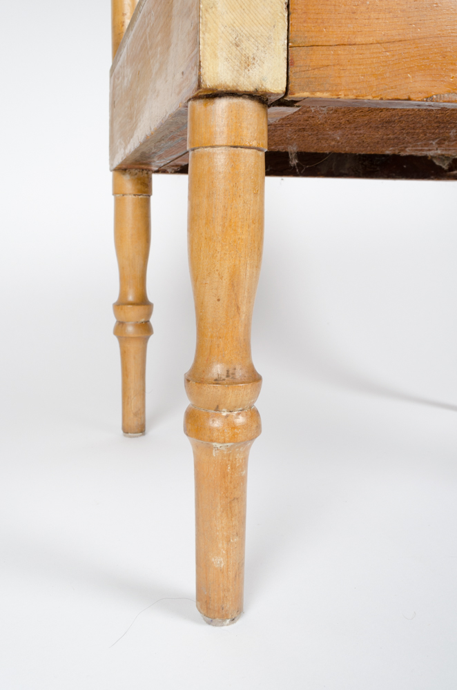 Antique American Pine Wash Stand