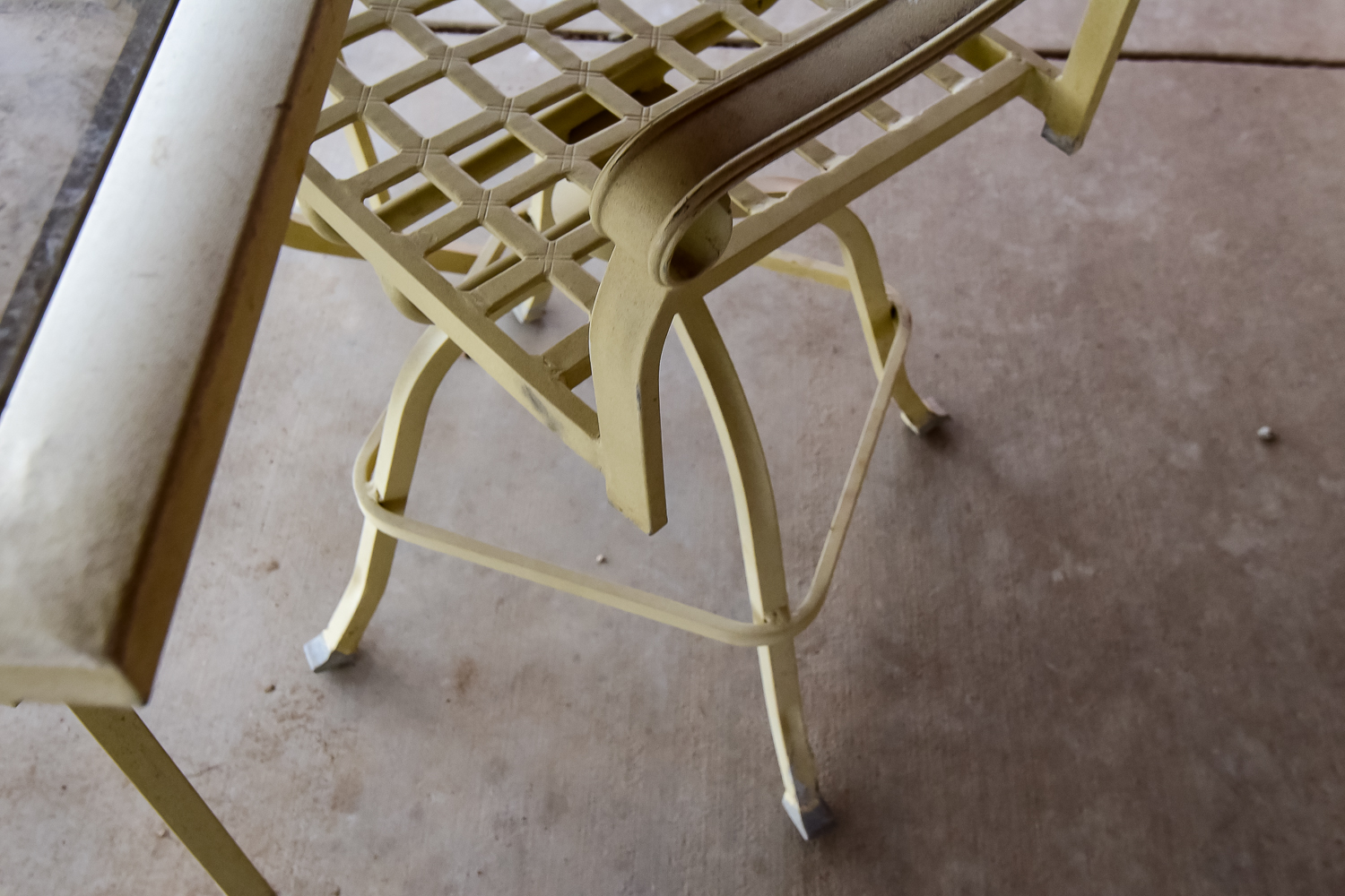 Glass Top Patio Table and Four Chairs