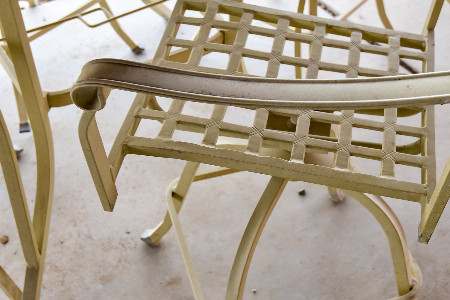 Glass Top Patio Table and Four Chairs