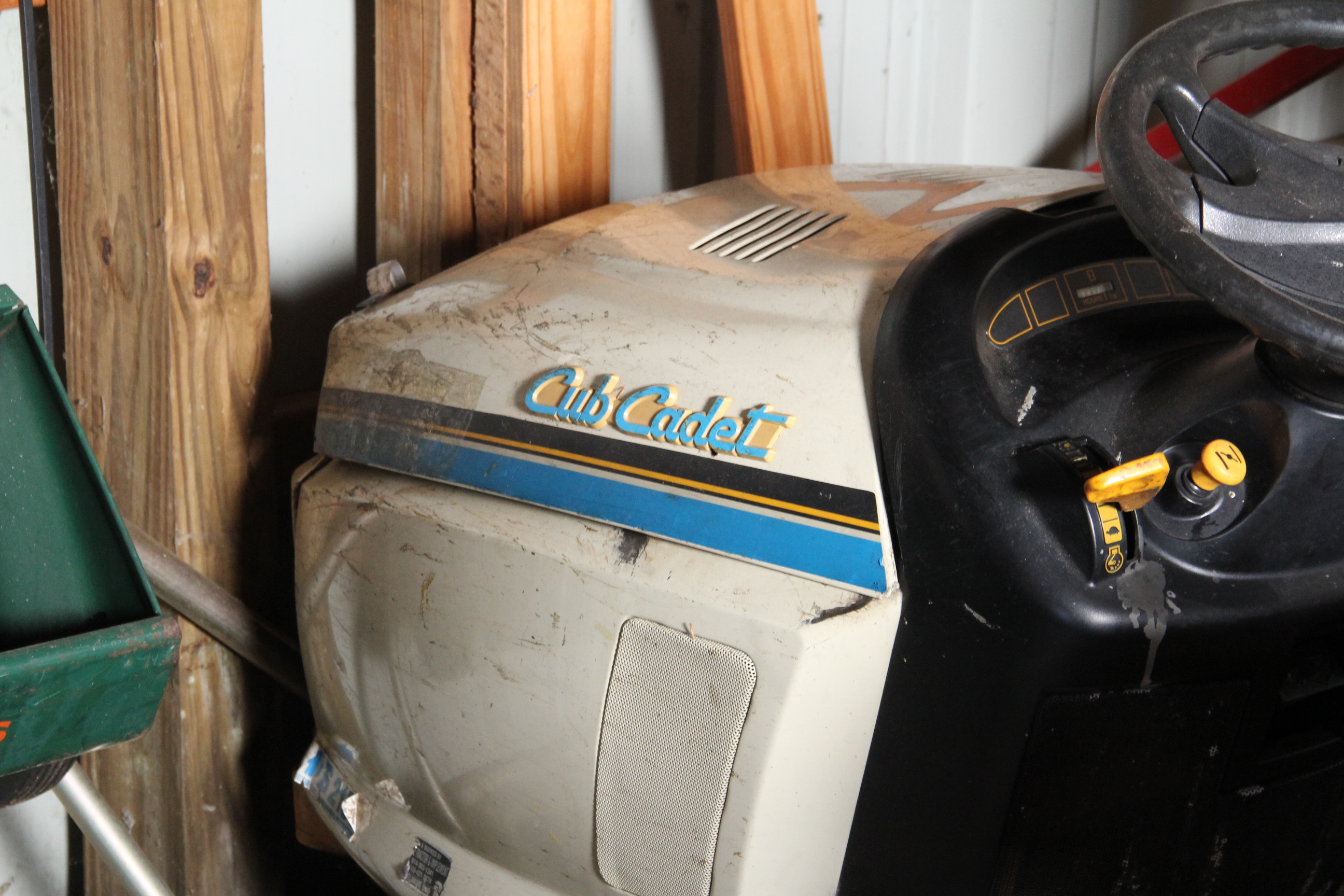 Cub Cadet HD6 2155 Riding Mower