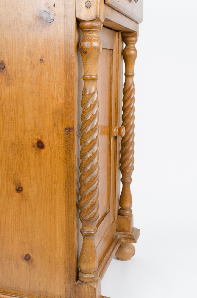 Pine Narrow Cabinet