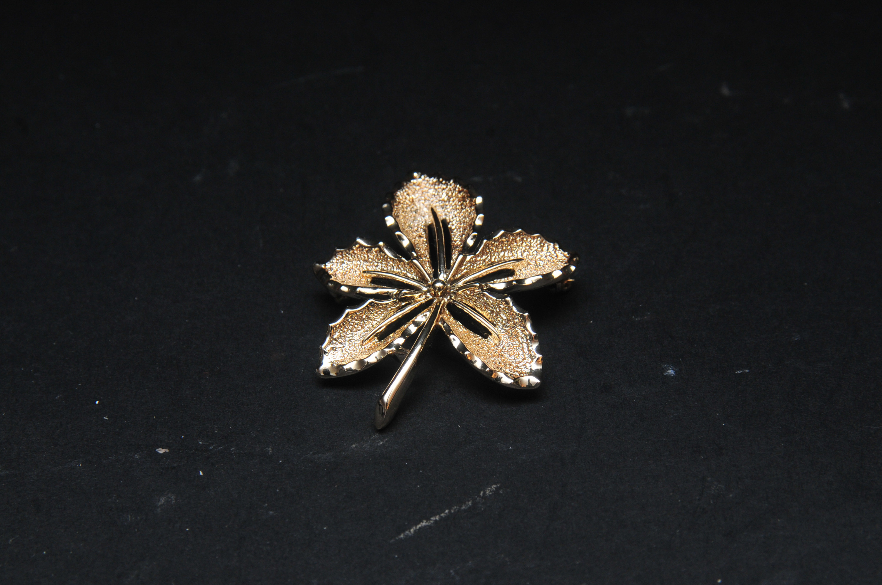 Vintage Sarah Coventry Ivy Leaf Pin and Clip-On Earrings Set and Silver Tone Ring