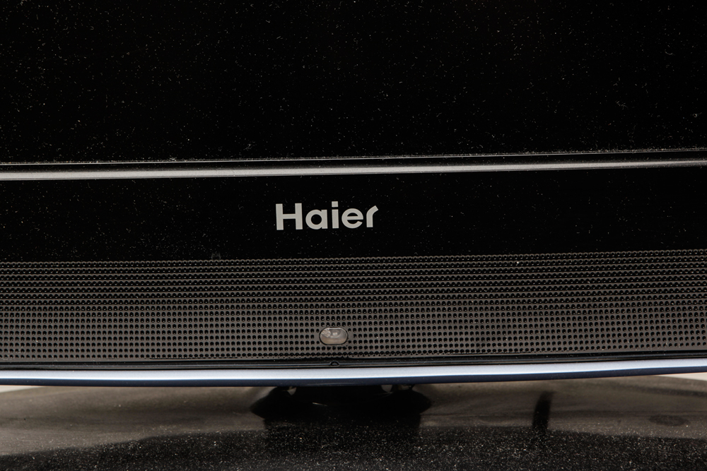 Haier Flat Screen TV With Integrated DVD Player