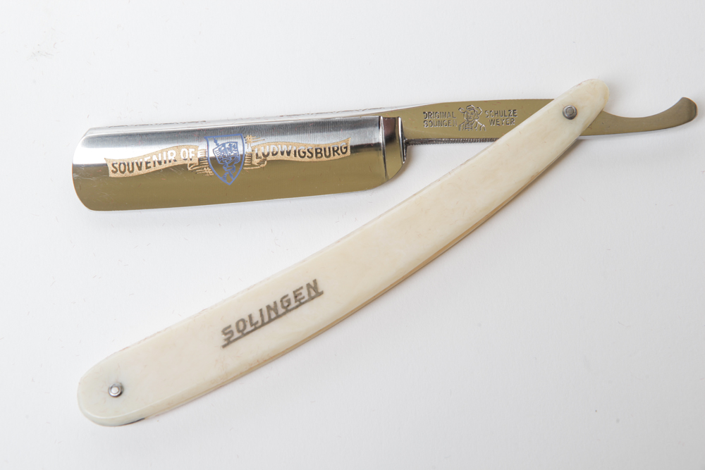 German Souvenir Straight Razor Set