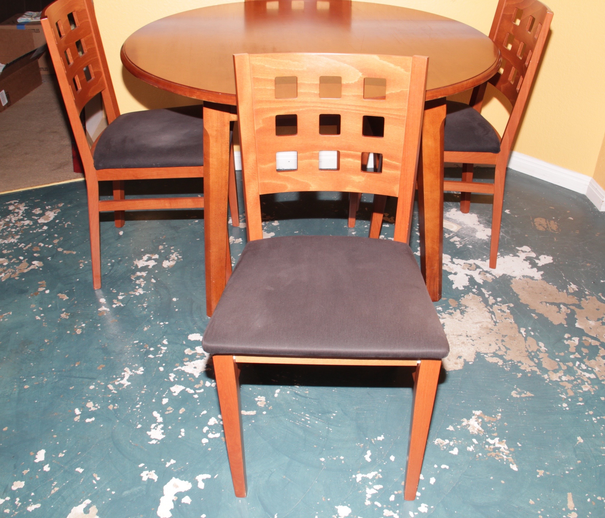 Italian Contemporary Dining Table and Chairs