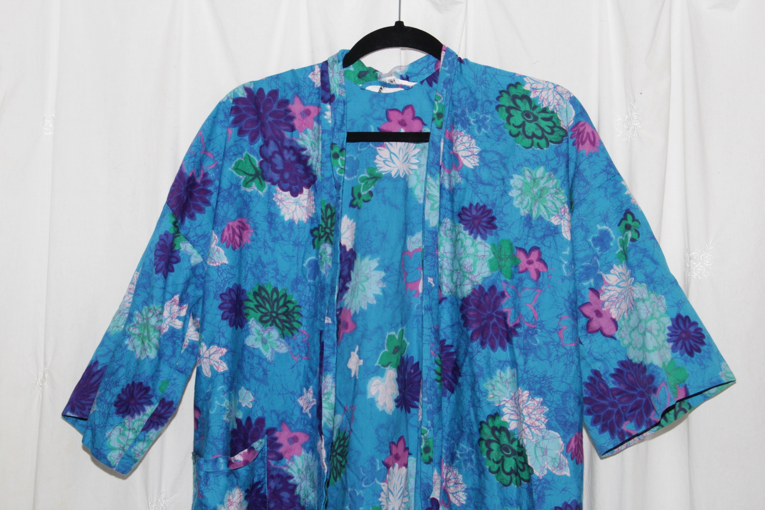 Vintage Floral Robe