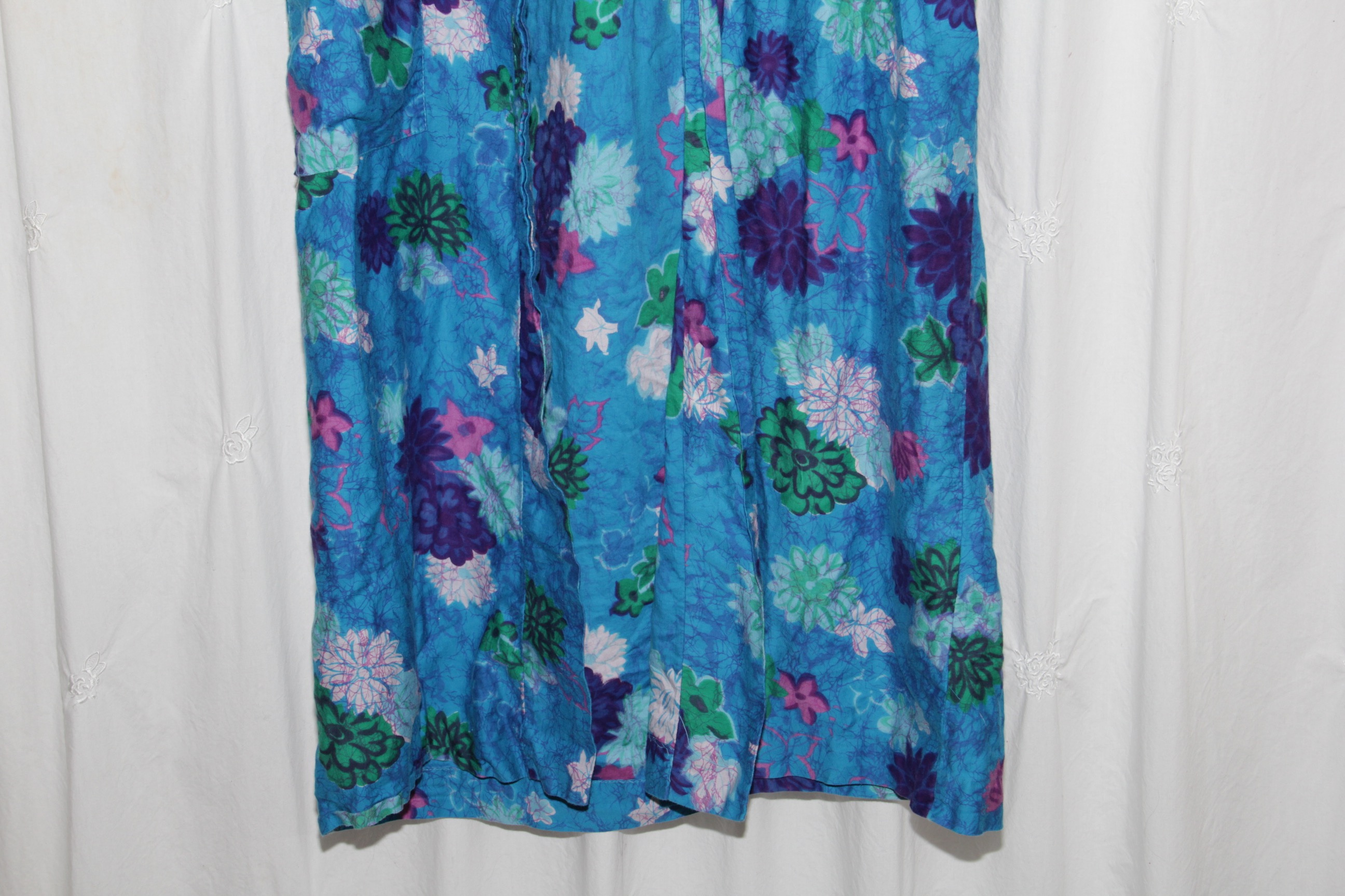 Vintage Floral Robe