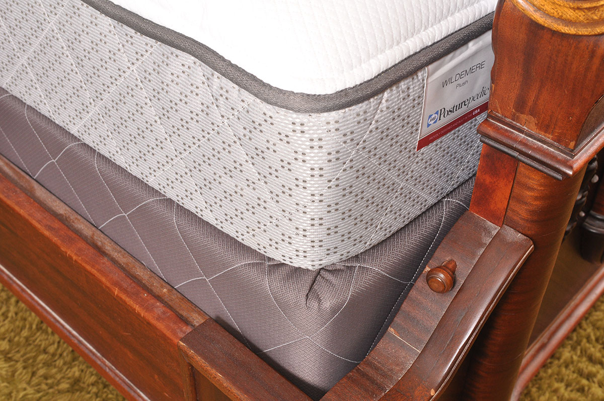 Antique Empire Mahogany Veneer King Size Canopy Bed