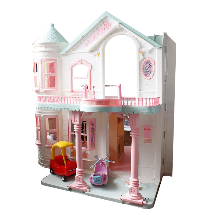 Barbie Dream House Victorian Mansion Plastic Dollhouse