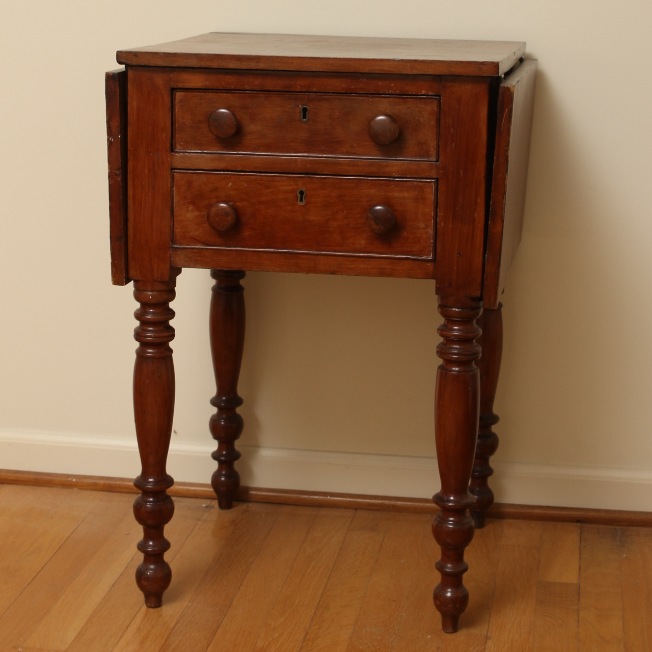 Antique Sheraton Drop Leaf Side Table in Cherry