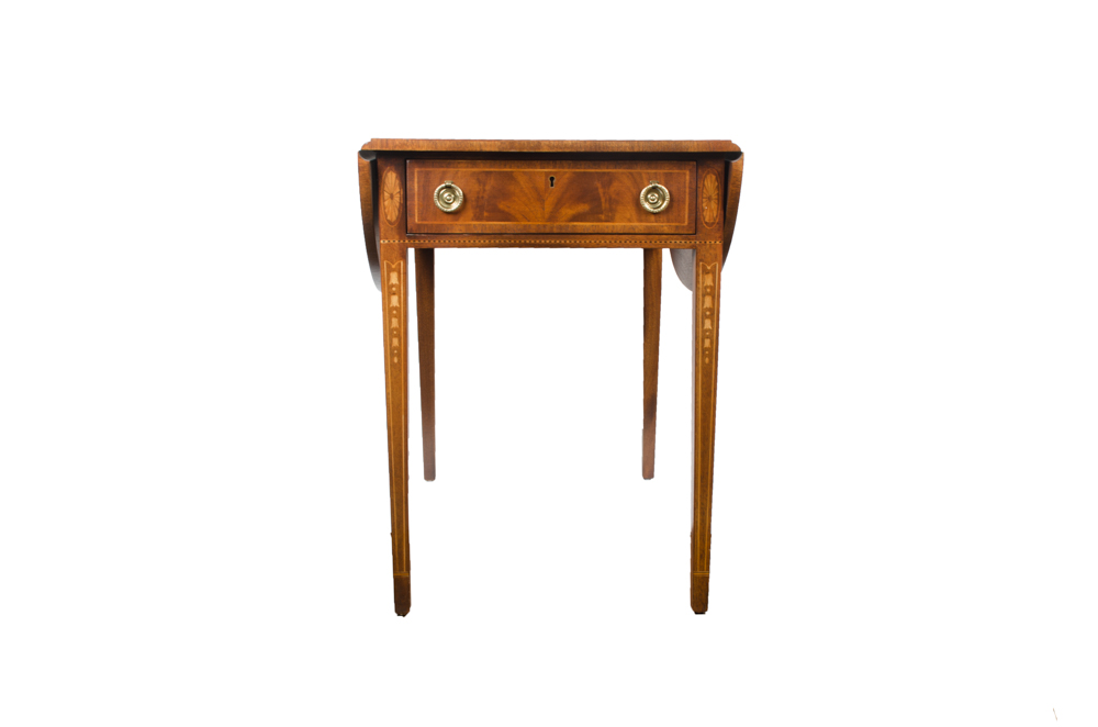 Wellington Hall Pembroke Table With Inlay