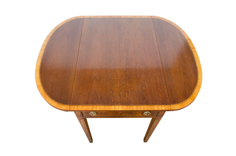 Wellington Hall Pembroke Table With Inlay