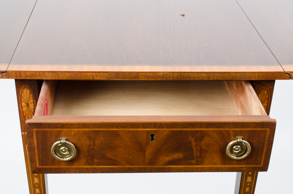 Wellington Hall Pembroke Table With Inlay