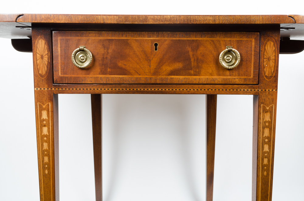 Wellington Hall Pembroke Table With Inlay